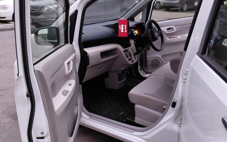 Daihatsu Move Conte I рестайлинг, 2015 год, 680 000 рублей, 2 фотография