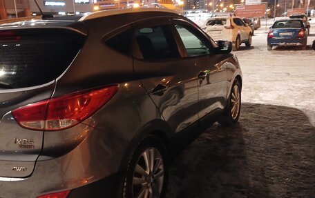 Hyundai ix35 I рестайлинг, 2011 год, 1 400 000 рублей, 2 фотография