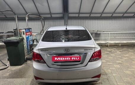 Hyundai Solaris II рестайлинг, 2014 год, 900 000 рублей, 10 фотография