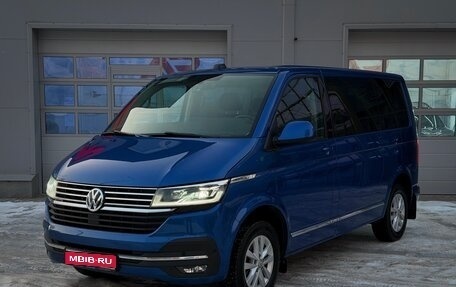 Volkswagen Caravelle T6 рестайлинг, 2021 год, 4 800 000 рублей, 1 фотография