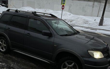 Mitsubishi Outlander III рестайлинг 3, 2005 год, 520 000 рублей, 2 фотография