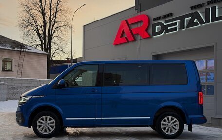 Volkswagen Caravelle T6 рестайлинг, 2021 год, 4 800 000 рублей, 3 фотография