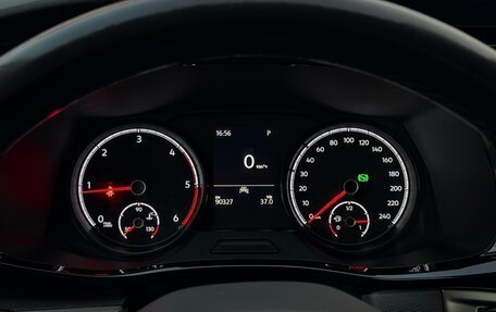 Volkswagen Caravelle T6 рестайлинг, 2021 год, 4 800 000 рублей, 10 фотография