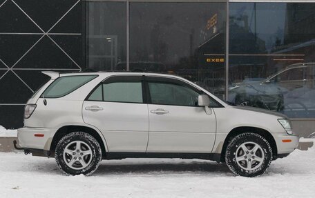 Lexus RX IV рестайлинг, 2001 год, 900 000 рублей, 4 фотография