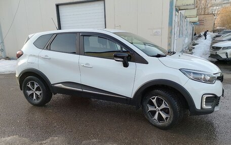 Renault Kaptur I рестайлинг, 2019 год, 1 550 000 рублей, 2 фотография