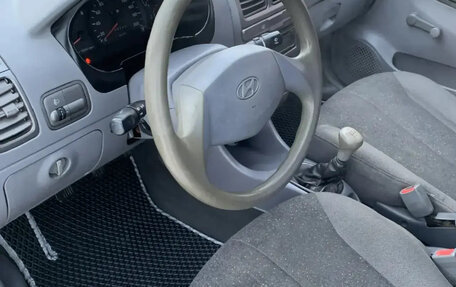 Hyundai Accent II, 2008 год, 320 000 рублей, 2 фотография