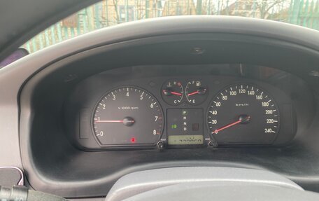 KIA Magentis I, 2003 год, 460 000 рублей, 6 фотография