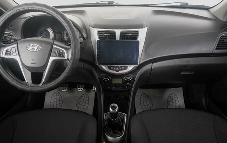Hyundai Solaris II рестайлинг, 2013 год, 749 000 рублей, 14 фотография