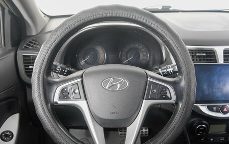 Hyundai Solaris II рестайлинг, 2013 год, 749 000 рублей, 16 фотография