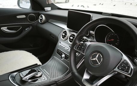 Mercedes-Benz C-Класс, 2017 год, 2 200 000 рублей, 7 фотография