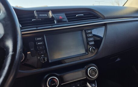 KIA Rio IV, 2018 год, 1 390 000 рублей, 9 фотография