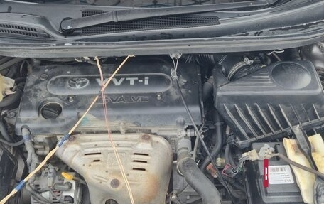 Toyota Ipsum II, 2001 год, 1 170 000 рублей, 5 фотография