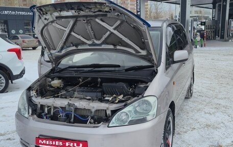 Toyota Ipsum II, 2001 год, 1 170 000 рублей, 3 фотография