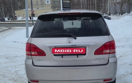 Toyota Ipsum II, 2001 год, 1 170 000 рублей, 7 фотография