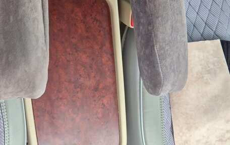 Toyota Ipsum II, 2001 год, 1 170 000 рублей, 20 фотография