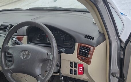 Toyota Ipsum II, 2001 год, 1 170 000 рублей, 17 фотография