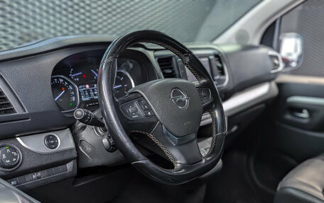 Opel Zafira Life I, 2020 год, 3 400 000 рублей, 12 фотография