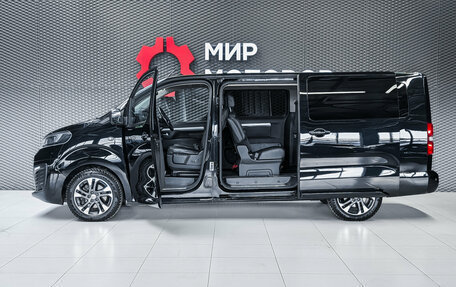 Opel Zafira Life I, 2020 год, 3 400 000 рублей, 11 фотография