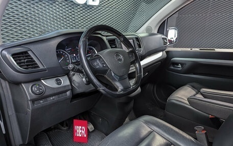 Opel Zafira Life I, 2020 год, 3 400 000 рублей, 14 фотография