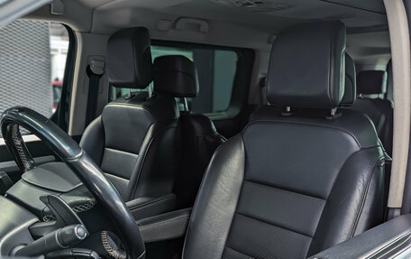 Opel Zafira Life I, 2020 год, 3 400 000 рублей, 21 фотография