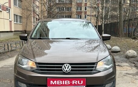 Volkswagen Polo VI (EU Market), 2015 год, 1 010 000 рублей, 1 фотография