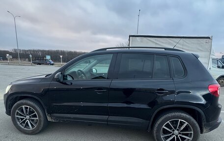 Volkswagen Tiguan I, 2010 год, 1 095 000 рублей, 4 фотография