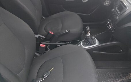 KIA Rio III рестайлинг, 2013 год, 920 000 рублей, 10 фотография