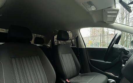 Volkswagen Polo VI (EU Market), 2015 год, 1 010 000 рублей, 6 фотография