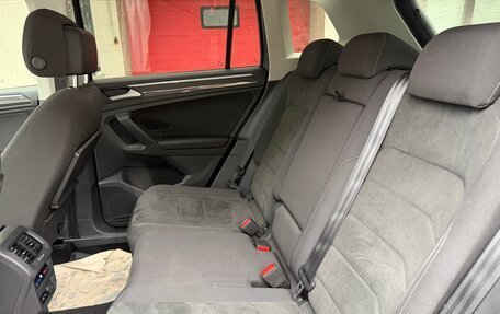 Volkswagen Tiguan II, 2020 год, 3 780 000 рублей, 16 фотография