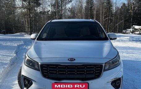 KIA Carnival III, 2020 год, 4 500 000 рублей, 3 фотография