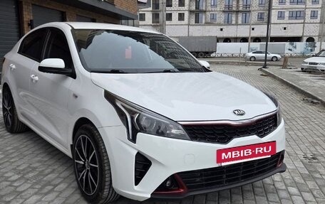 KIA Rio IV, 2021 год, 1 830 000 рублей, 3 фотография