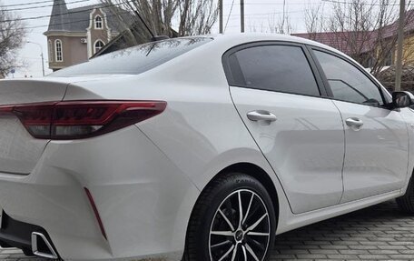 KIA Rio IV, 2021 год, 1 830 000 рублей, 9 фотография