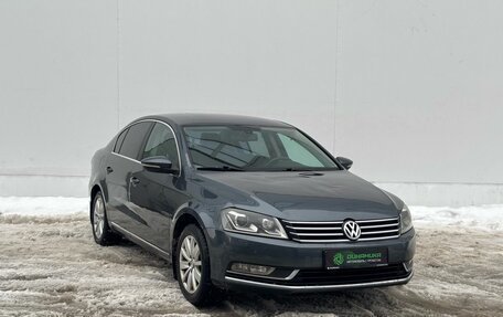 Volkswagen Passat B7, 2011 год, 870 000 рублей, 3 фотография
