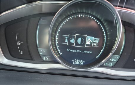 Volvo V70 III рестайлинг, 2013 год, 1 350 000 рублей, 23 фотография