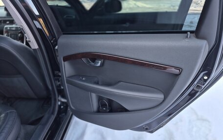 Volvo V70 III рестайлинг, 2013 год, 1 350 000 рублей, 28 фотография