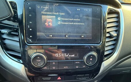 Mitsubishi Pajero Sport III рестайлинг, 2019 год, 2 400 000 рублей, 8 фотография