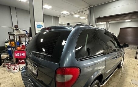 Chrysler Voyager IV, 2002 год, 700 000 рублей, 5 фотография