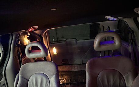 Chrysler Voyager IV, 2002 год, 700 000 рублей, 16 фотография