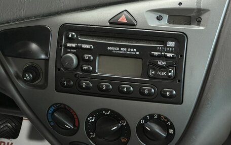 Ford Focus IV, 2002 год, 249 000 рублей, 17 фотография