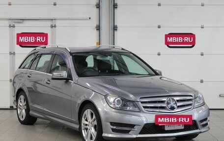 Mercedes-Benz C-Класс, 2013 год, 1 830 000 рублей, 3 фотография