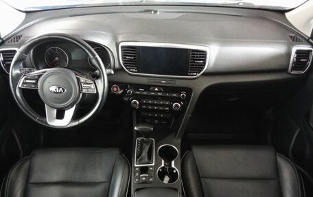 KIA Sportage IV рестайлинг, 2021 год, 2 650 000 рублей, 9 фотография
