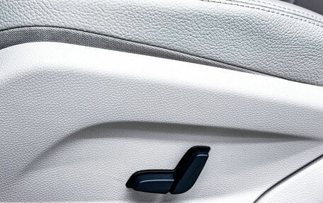 Mercedes-Benz GLC, 2019 год, 4 300 000 рублей, 30 фотография