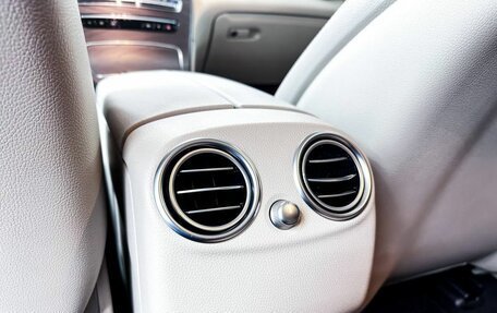 Mercedes-Benz GLC, 2019 год, 4 300 000 рублей, 28 фотография