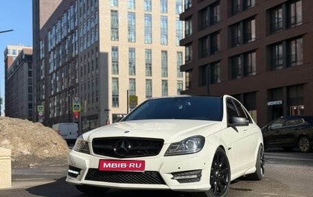 Mercedes-Benz C-Класс, 2012 год, 950 000 рублей, 1 фотография