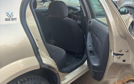 Dodge Stratus II, 2001 год, 350 000 рублей, 16 фотография