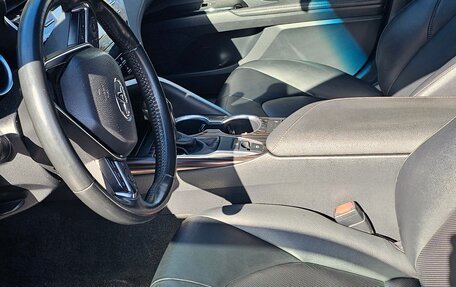 Toyota Camry, 2020 год, 2 500 000 рублей, 8 фотография