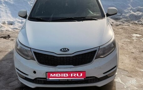 KIA Rio III рестайлинг, 2017 год, 925 000 рублей, 5 фотография