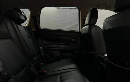 Mitsubishi Outlander III рестайлинг 3, 2016 год, 1 749 888 рублей, 16 фотография