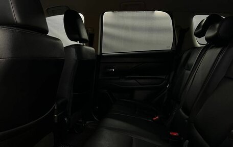 Mitsubishi Outlander III рестайлинг 3, 2016 год, 1 749 888 рублей, 17 фотография