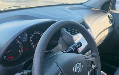 Hyundai Solaris II рестайлинг, 2016 год, 1 150 000 рублей, 10 фотография